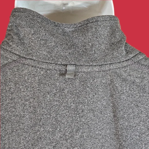 Nike Dri-Fit "Running" Reflective Training Sweatshirt - Picture 6 of 12